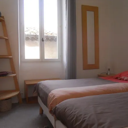 Chez Shona Lagrasse